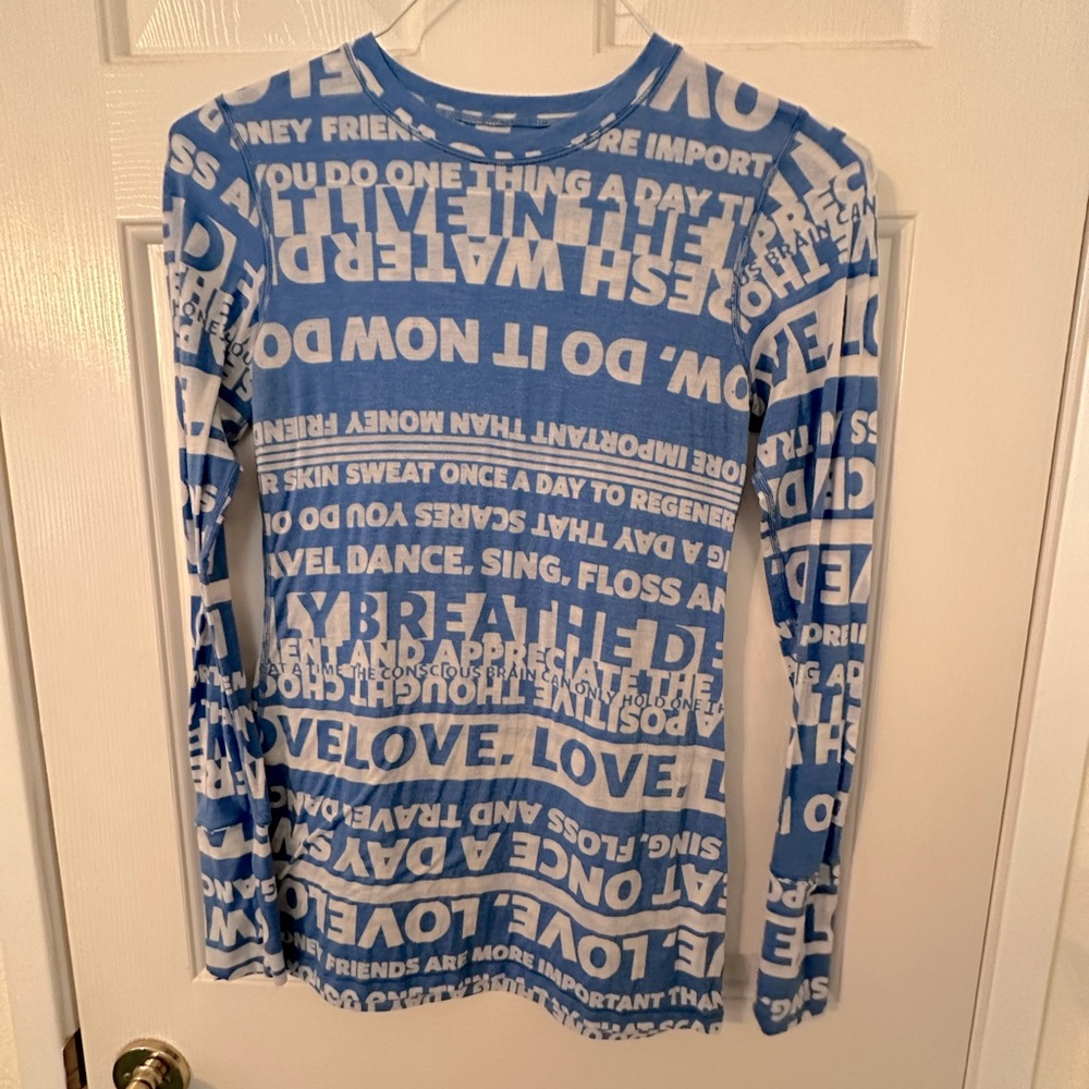 Vintage *RARE* Lululemon Long Sleeve Tee Size 6
